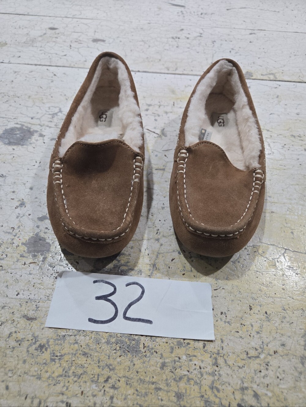 UGG Ansley slippers Women's Chestnut Suede Moccasin Size 39-8